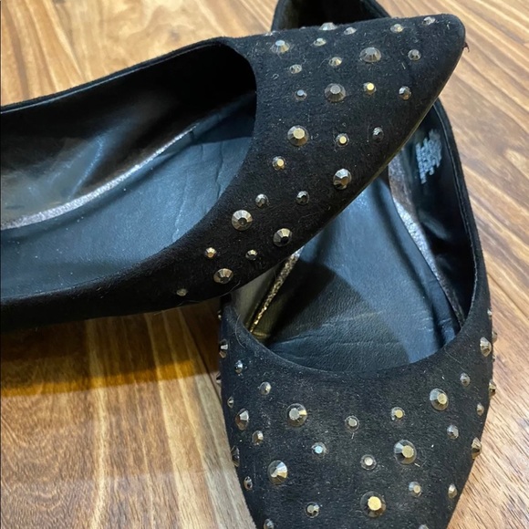 Old Navy Embellished Flats - Picture 2 of 4